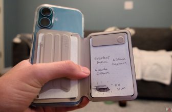 5 back-to-school gadgets for improving your smartphone