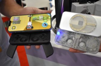 This Pop-Out Phone Controller Could Reinvent How We Think of Mobile Gaming