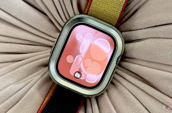 5 little gadgets I use to keep my bedroom comfy (for everyone) at night